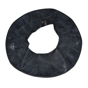 Автокамера 300х508 (11.00-20)  (Китай)