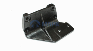 Кронштейн передней опоры правый (ПАО КАМАЗ)