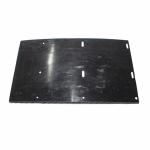 Щиток брызгопоглащающий правый (Автомастер) 810х400