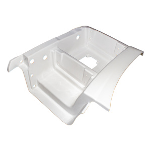 Щиток подножки правый (белый) 