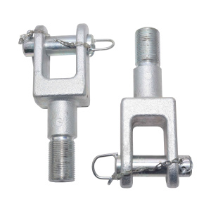 Буксирная вилка с пальцем и цепочкой (ПАО КАМАЗ)