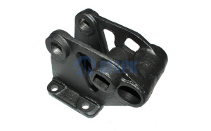 Кронштейн кабины нижний правый (ПАО КАМАЗ)