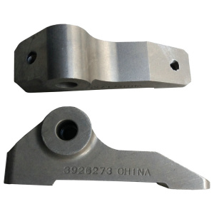 Кронштейн ТНВД  (L)  