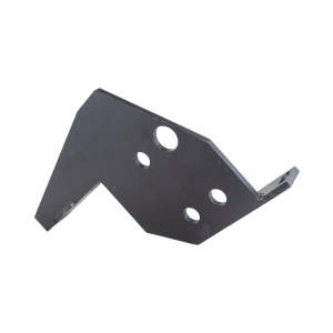 Кронштейн нижней буксирной поперечины левый (альтернатива)