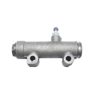 Цилиндр сцепления главный н/о а/м УРАЛ