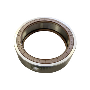 Корпус с манжетами (ПАО КАМАЗ)