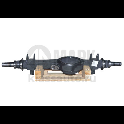 Картер заднего моста Евро в сб. (ПАО КАМАЗ) с гайками