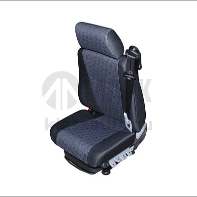 Сиденье водителя на пневмоподвеске с 3-х точечным рем безопасности + поясничный подпор + обогрев СИТ