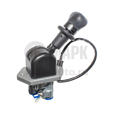 Кран ручного тормоза 2 вывода с датчиком на панель (TRUCKMARK) (20 шт в кор)