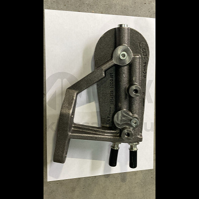 Головка топливного фильтра двойная для двигателя Cummins ISLe 8.9L 5294940