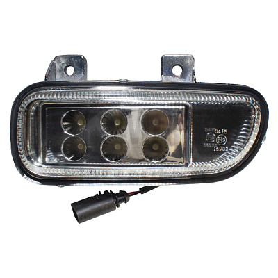 Фара противотуманная левая а/м КамАЗ 5490, MB Axor светодиодная  (аналог) ( А9408200056)