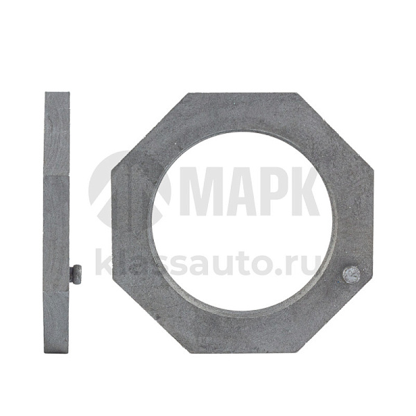 Гайка подшипника (на 017 шестерню) со штифтом