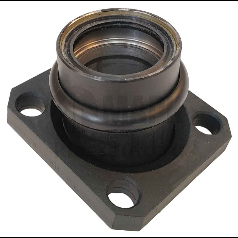 Кронштейн со втулкой 320-02.00.00 (MADARA)