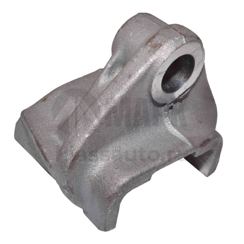 Рычаг реактивной штанги нижний правый (ПАО КАМАЗ)